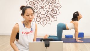 Dạy Yoga Online